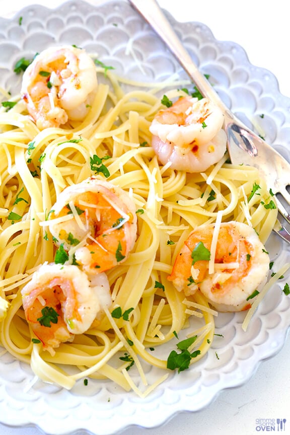 What is an easy way to make shrimp scampi sauce?