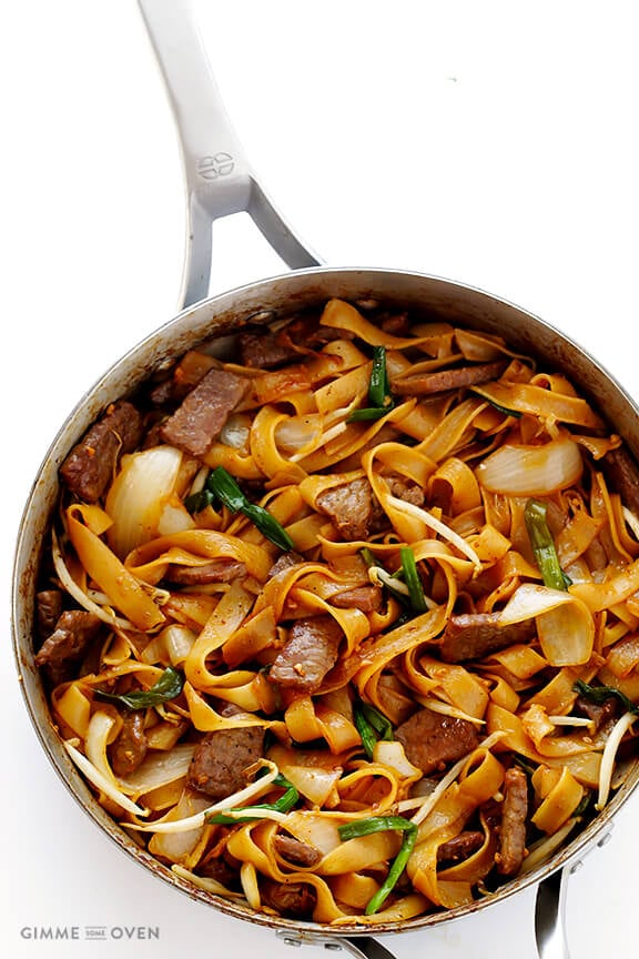 Beef Chow Fun (Beef & Noodles Stir Fry) | Gimme Some Oven