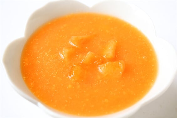 chilled-cantaloupe-soup-with-lemon-and-ginger