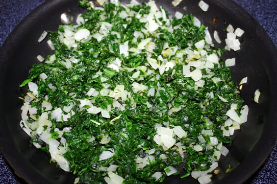 spinach-onion-and-garlic