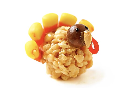 Peanut Butter Rice Crispy Treats | gimmesomeoven.com #thanksgiving #diy