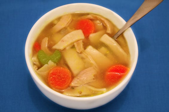 https://www.gimmesomeoven.com/wp-content/uploads/2009/12/classic-chicken-noodle-soup-with-homemade-noodles.jpg