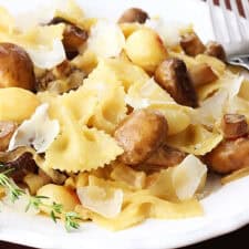 Roasted Garlic & Mushroom Pasta