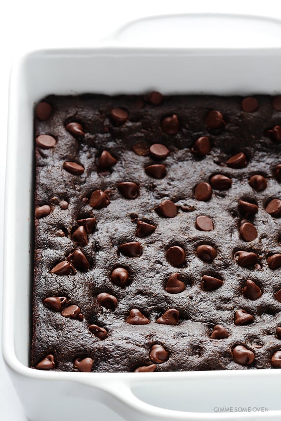 Vegan Brownies -- made easy with everyday ingredients, including avocado! | gimmesomeoven.com