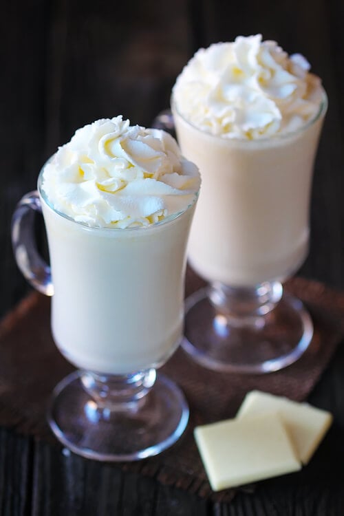 Homemade White Hot Chocolate | gimmesomeoven.com