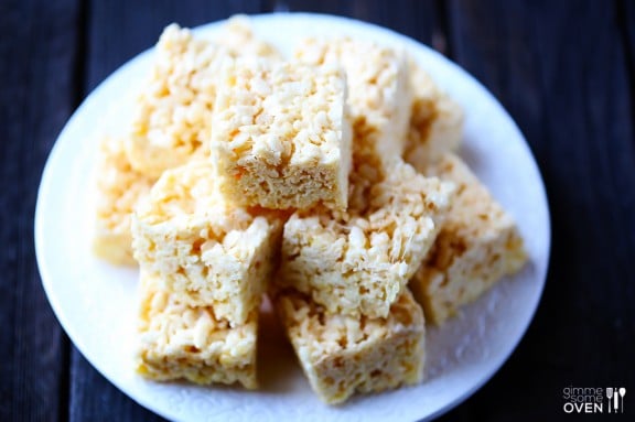 Coconut Oil Rice Krispie Treats | gimmesomeoven.com