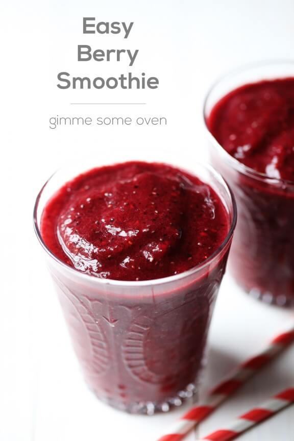 Easy Berry Smoothie | Gimme Some Oven