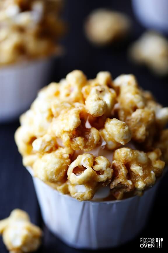 Caramel Corn Cupcakes | gimmesomeoven.com