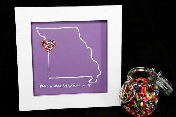 DIY Sprinkles Art | gimmesomeoven.com