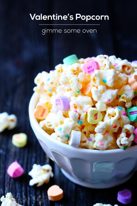 Valentine's Popcorn (White Chocolate Popcorn) | gimmesomeoven.com