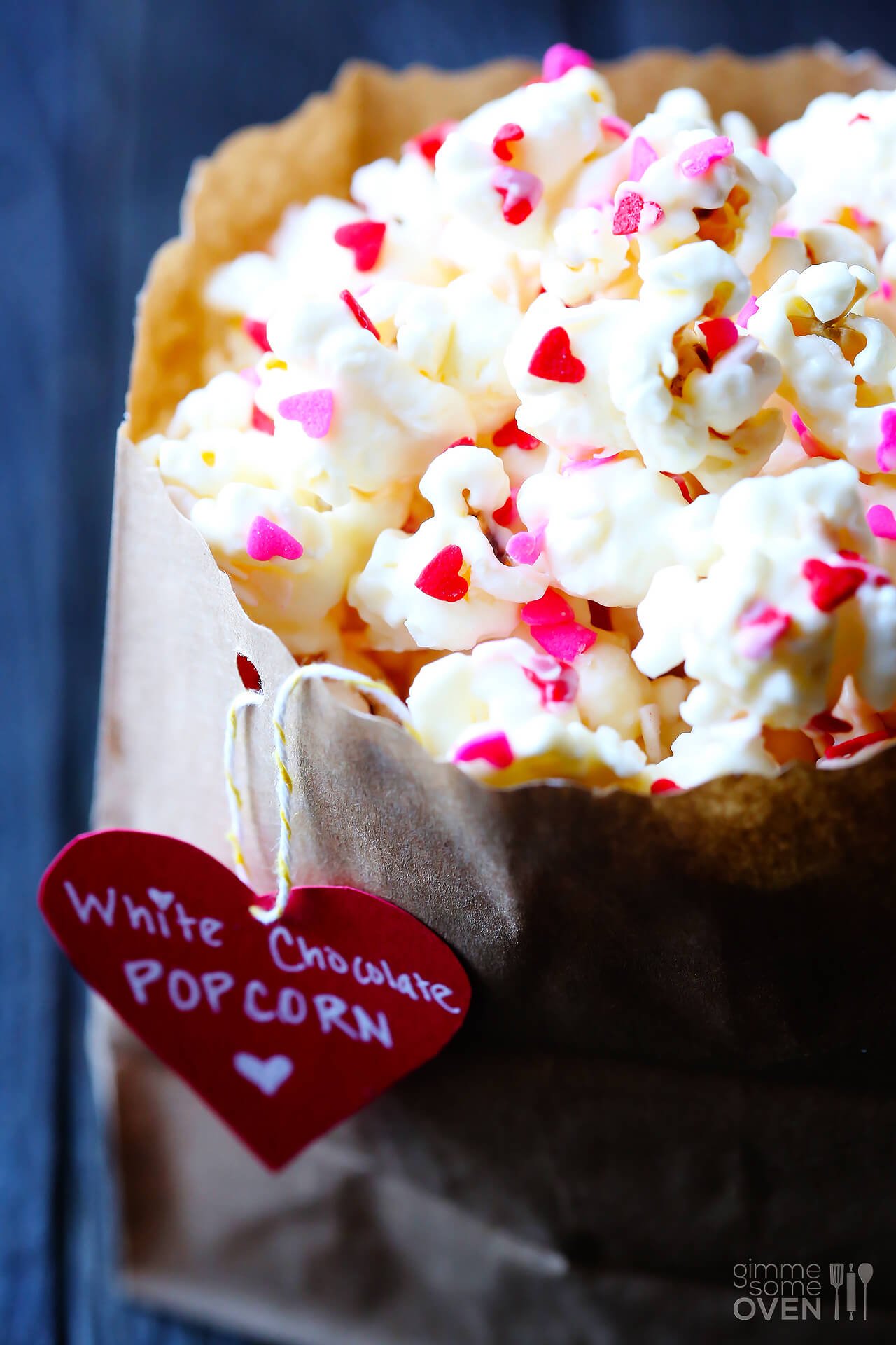 Valentine's Popcorn (White Chocolate Popcorn) | Gimme Some Oven