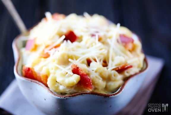 Bacon and Truffle Oil Macaroni and Cheese | gimmesomeoven.com