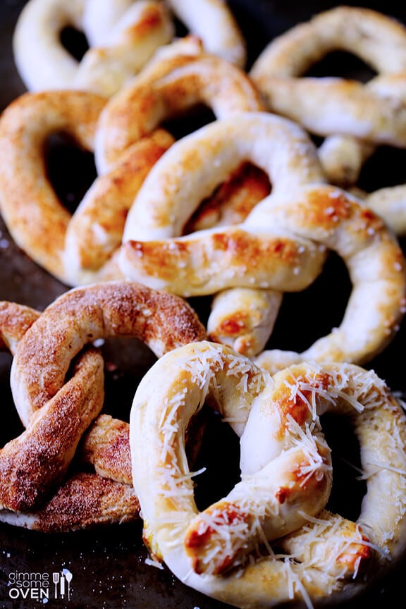 5 Ways To Make Homemade Soft Pretzels | gimmesomeoven.com