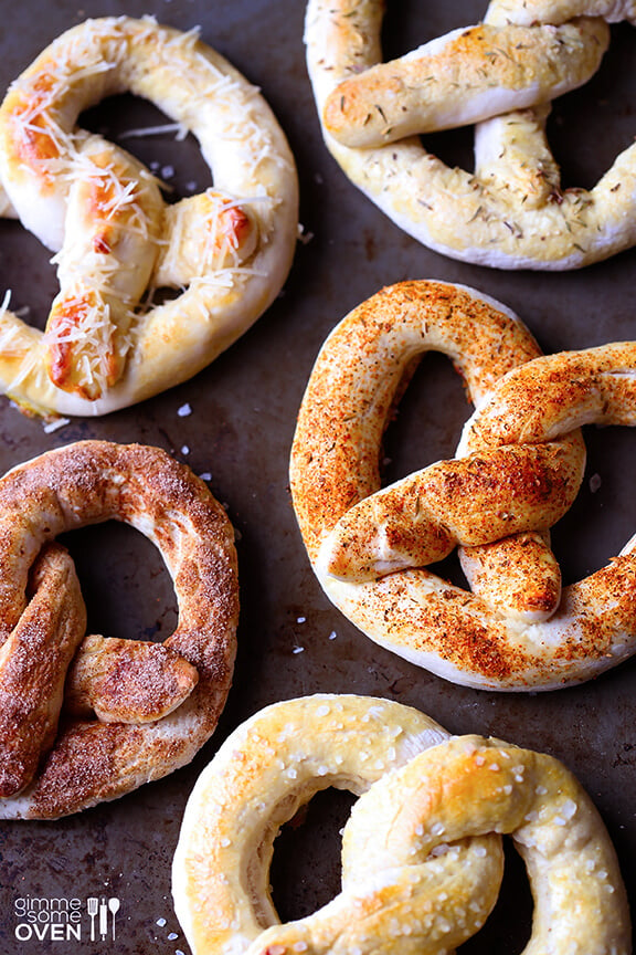 5 Ways To Make Homemade Soft Pretzels | gimmesomeoven.com