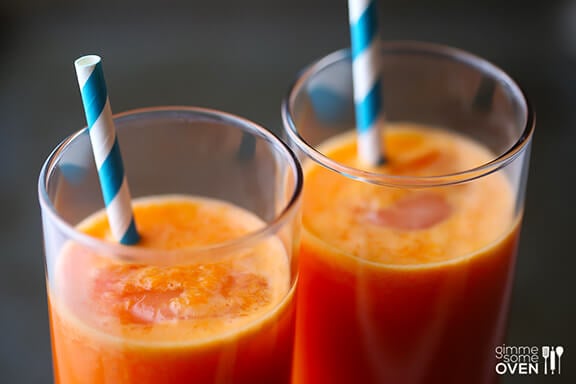 Orange Carrot Ginger Juice | gimmesomeoven.com