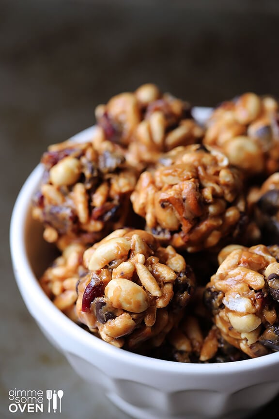 Trail Mix Energy Bites | gimmesomeoven.com