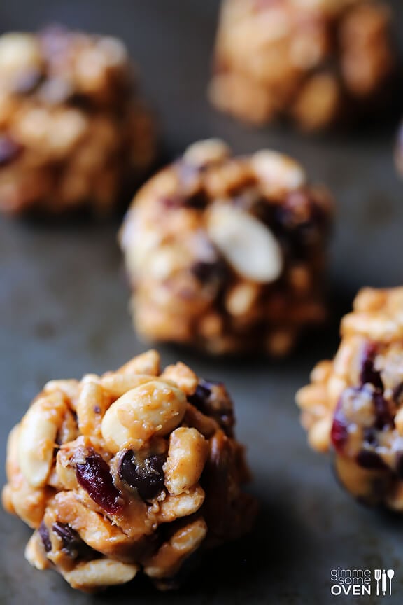 Trail Mix Energy Bites | gimmesomeoven.com