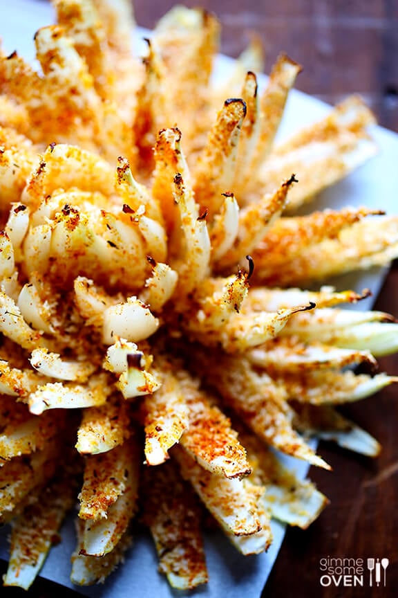 Baked Blooming Onion | gimmesomeoven.com