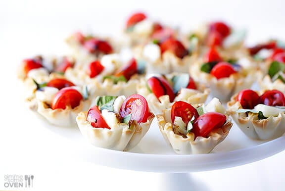 5-Ingredient Caprese Phyllo Cups