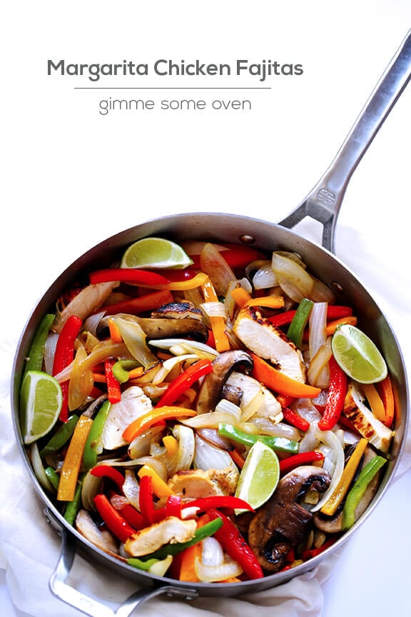 Margarita Chicken Fajitas + Calphalon #Giveaway | gimmesomeoven.com