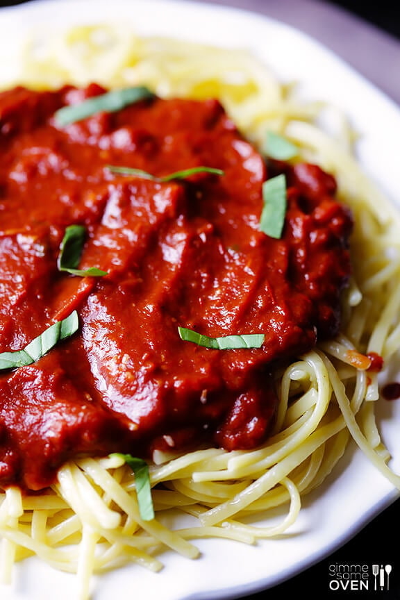 Pasta with Dark Chocolate Marinara Sauce | gimmesomeoven.com