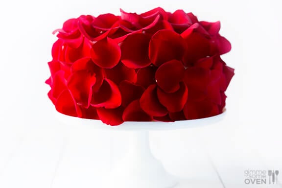 Rose Cake Recipe - made with fresh (edible!) roses | gimmesomeoven.com