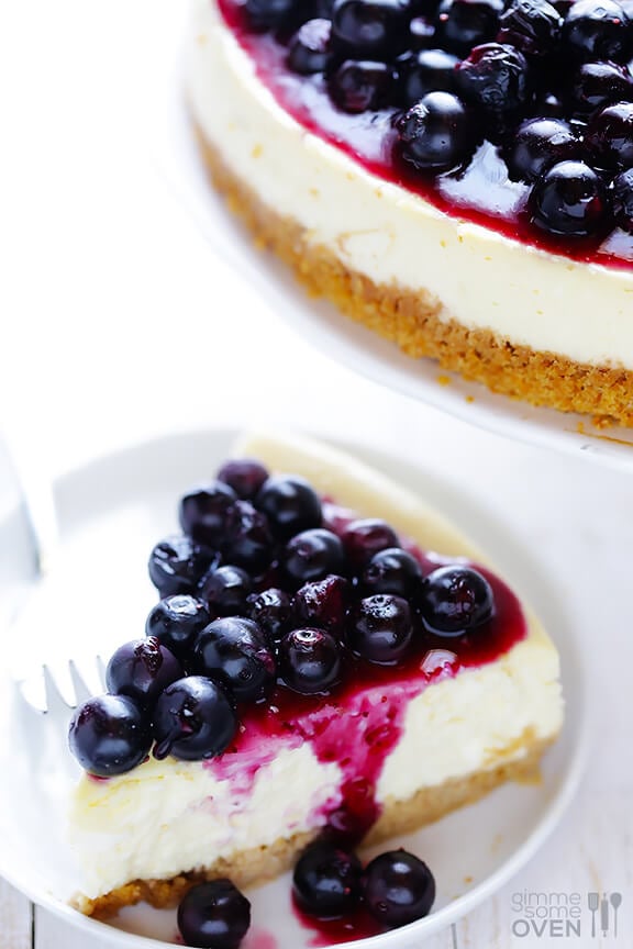 Lighter Blueberry Cheesecake Recipe | gimmesomeoven.com #dessert #cheesecake #recipe