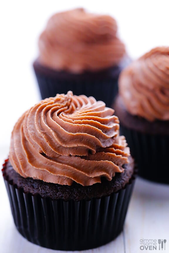 Nutella Cupcakes Recipe | gimmesomeoven.com