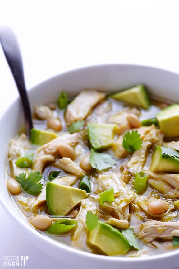 5 Ingredient Green Chicken Chili | gimmesomeoven.com