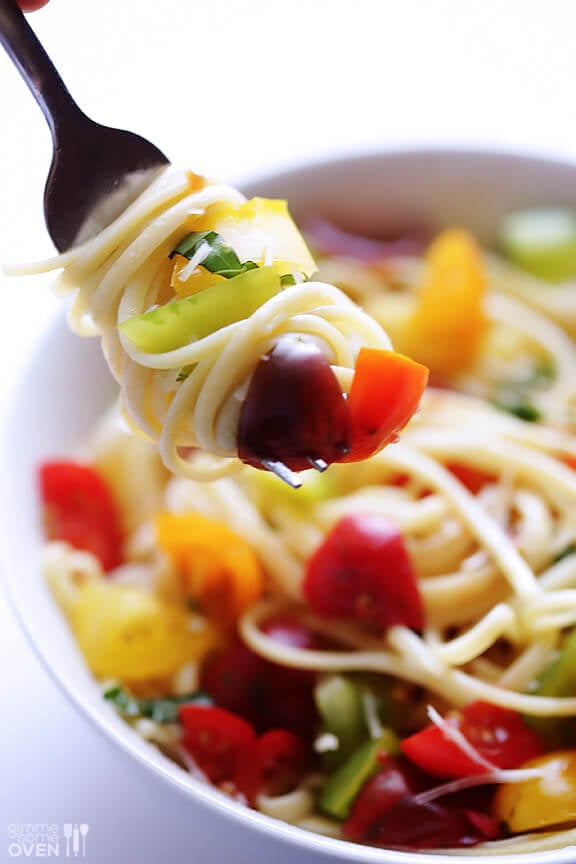 Heirloom Tomato Pasta | gimmesomeoven.com