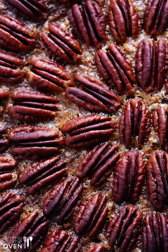 Best Pecan Pie Recipe | gimmesomeoven.com