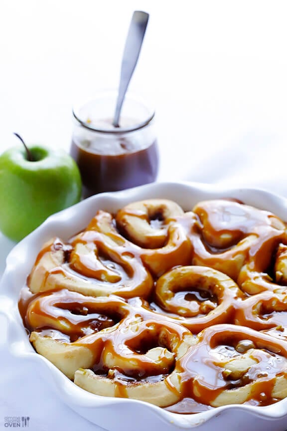 Caramel Apple Cinnamon Rolls | Christmas Morning Cinnamon Rolls