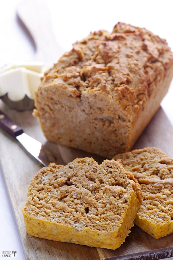 Pumpkin Beer Bread Recipe | gimmesomeoven.com