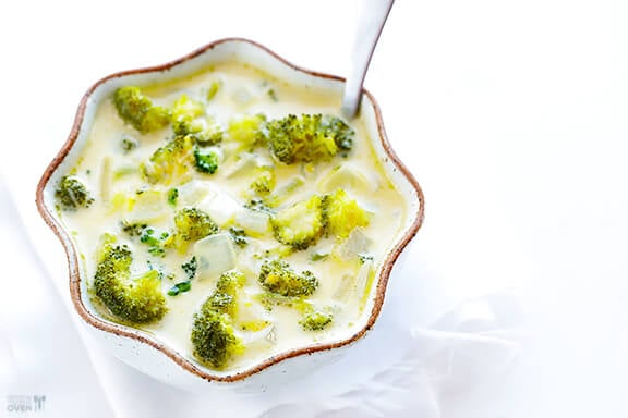 5-ingredient broccoli cheese soup