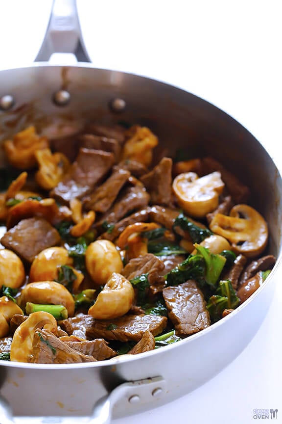 Ginger Beef, Mushroom & Kale Stir Fry | gimmesomeoven.com