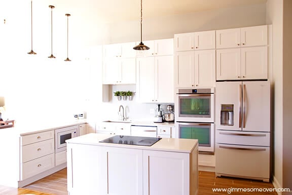 Gimme Some Oven White Kitchen Remodel | gimmesomeoven.com #kitchen