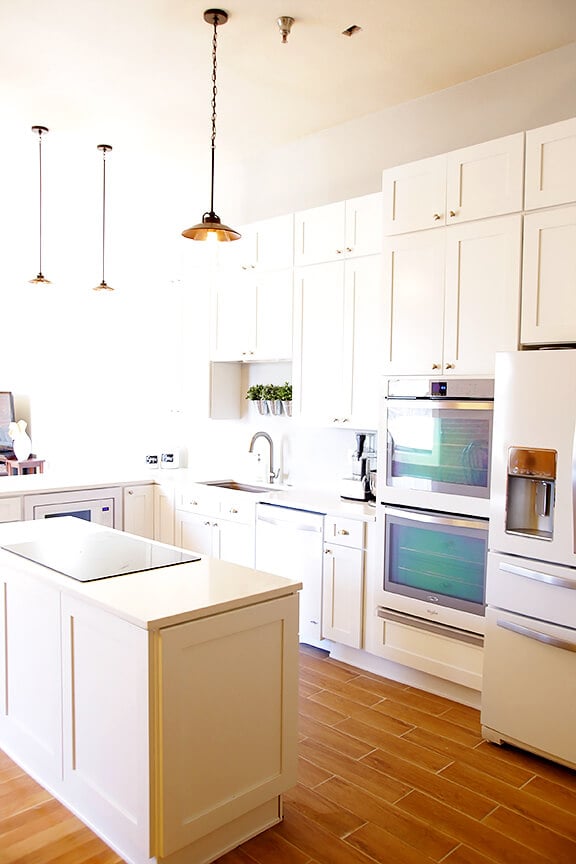 Kitchen Remodel: Whirlpool White Ice Appliances | gimmesomeoven.com  