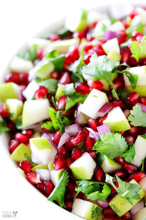 5-Ingredient Pear Pomegranate Salsa -- made with five fresh and tasty ingredients! gimmesomeoven.com