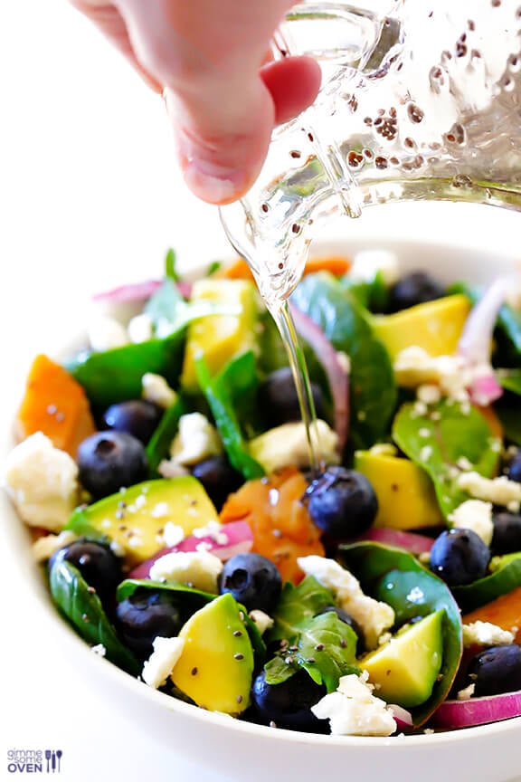 Brain Power Salad (Spinach Salad with Salmon, Avocado and Blueberries) | gimmesomeoven.com