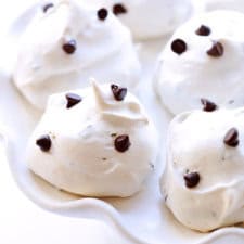 35-Calorie Chocolate Chip Meringue Cookies