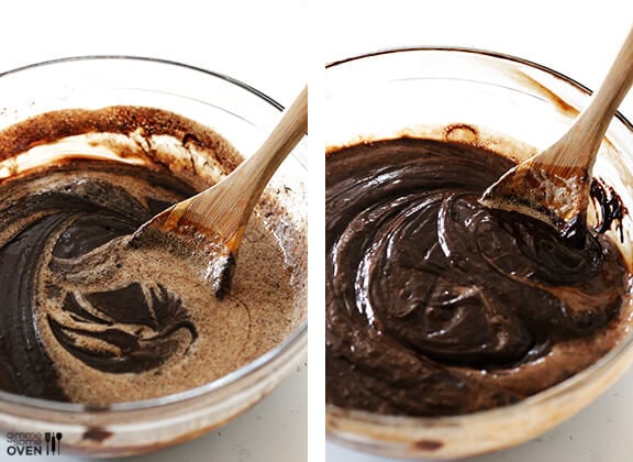 How To Make A Flourless Chocolate Cake | gimmesomeoven.com
