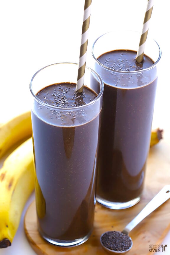 Chocolate Chia Smoothie | gimmesomeoven.com #vegan #glutenfree