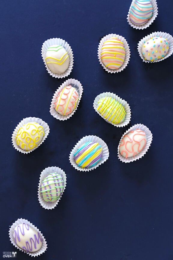 4-Ingredient Easter Egg (Golden) Oreo Truffles | gimmesomeoven.com