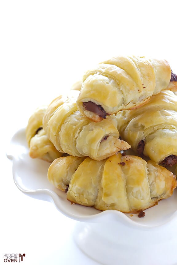 3 Ingredient Nutella Croissants | gimmesomeoven.com #dessert #chocolate