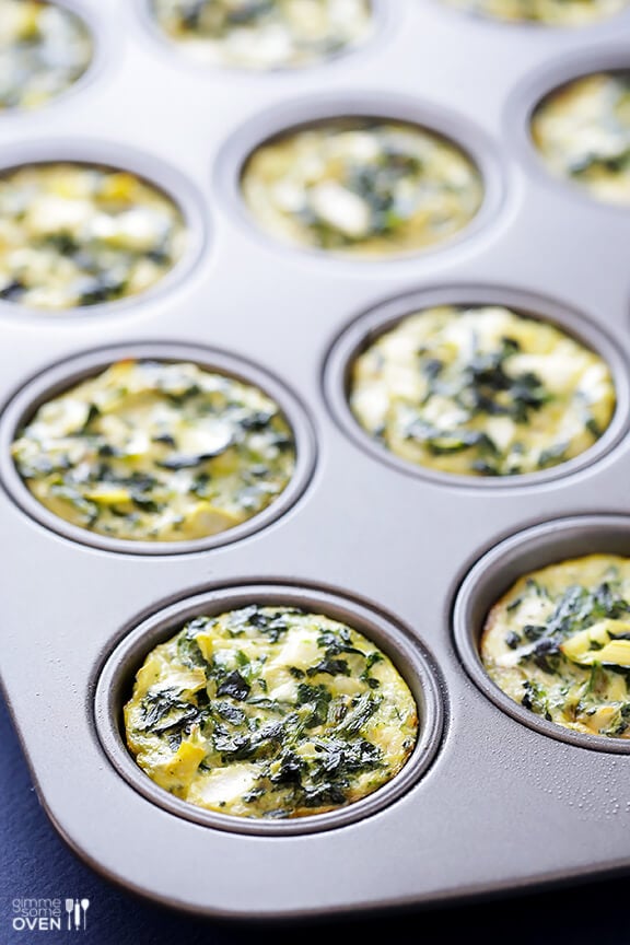 Easy Spinach Artichoke Quiche Cups | gimmesomeoven.com