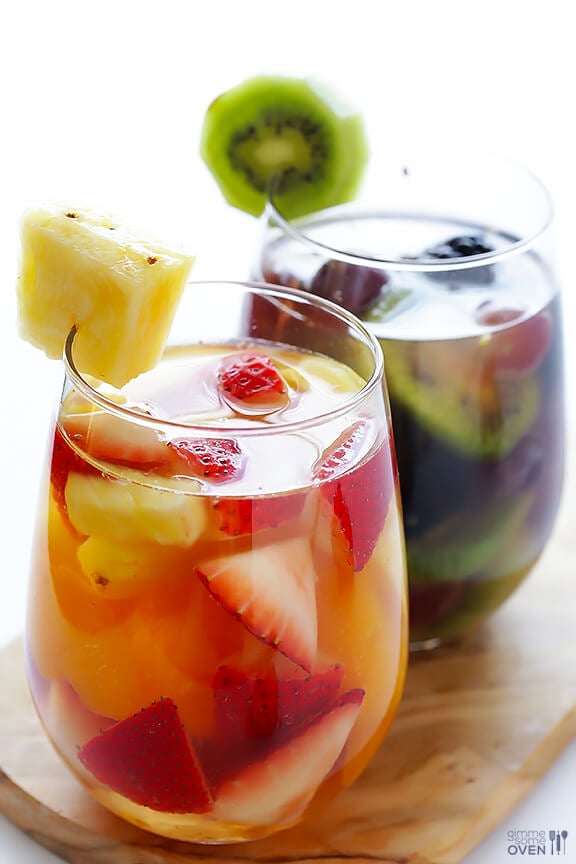 Easy Rainbow Sangria | gimmesomeoven.com #drinks #vegan #glutenfree