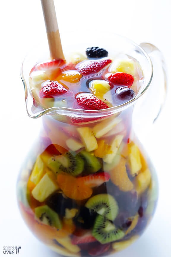 Easy Rainbow Sangria | gimmesomeoven.com #drinks #vegan #glutenfree