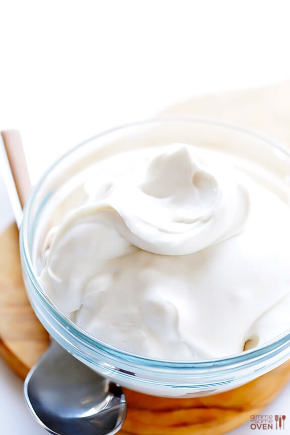 How To Make Coconut Whipped Cream -- grab a can of coconut milk and join the party! | gimmesomeoven.com #vegan #diy