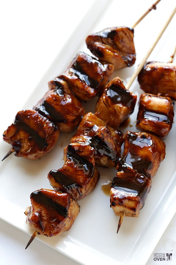 Easy Balsamic Chicken Skewers -- 4 ingredients, and perfectly sweet and savory! | gimmesomeoven.com