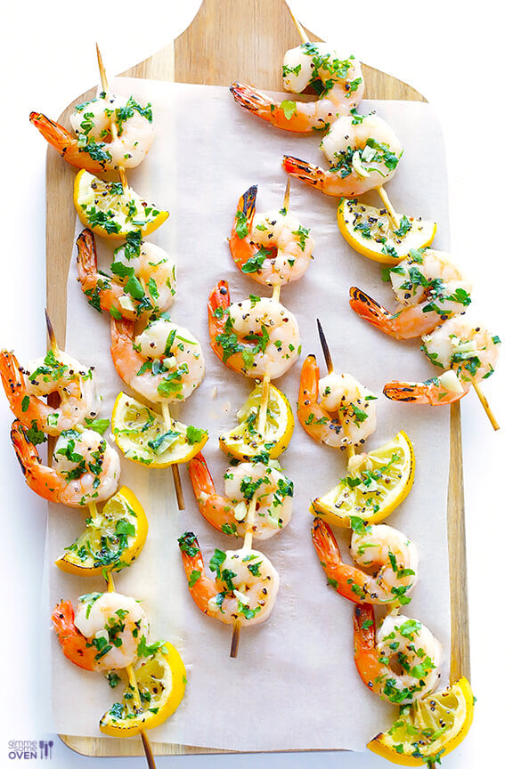 Shrimp Scampi Skewers Recipe | gimmesomeoven.com #glutenfree #seafood